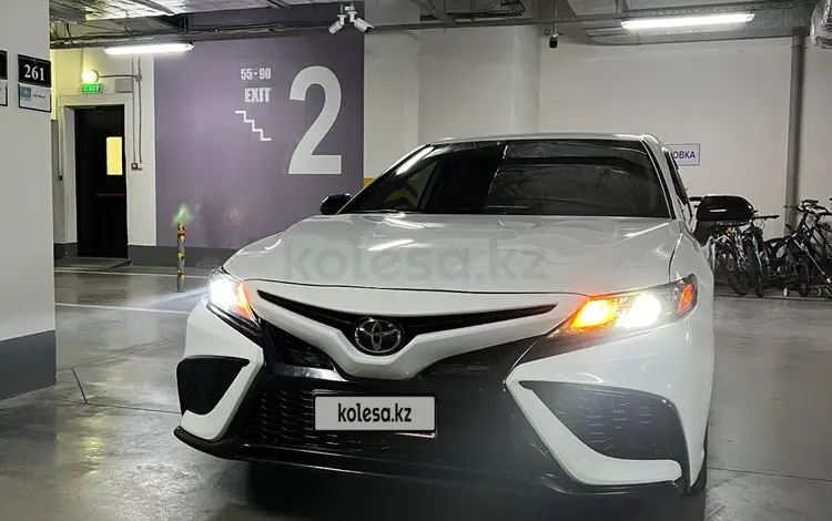 Toyota Camry 2022 годаfor14 500 000 тг. в Алматы