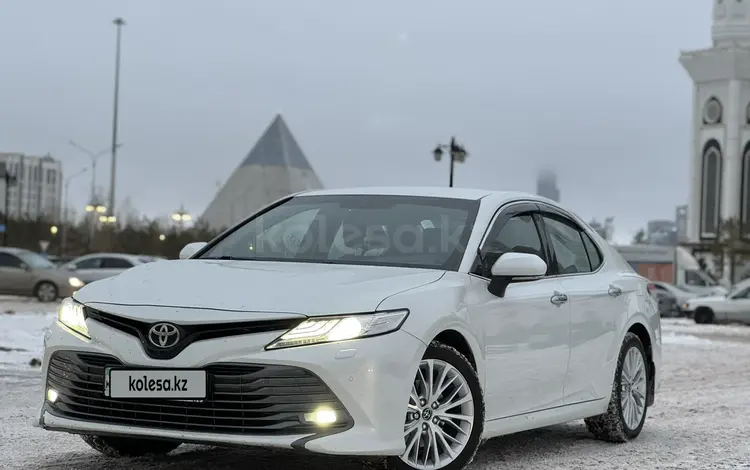 Toyota Camry 2019 годаүшін15 000 000 тг. в Астана