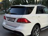 Mercedes-Benz GLE 400 2015 годаүшін20 500 000 тг. в Костанай – фото 4