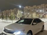 Toyota Camry 2014 годаүшін11 000 000 тг. в Астана – фото 2