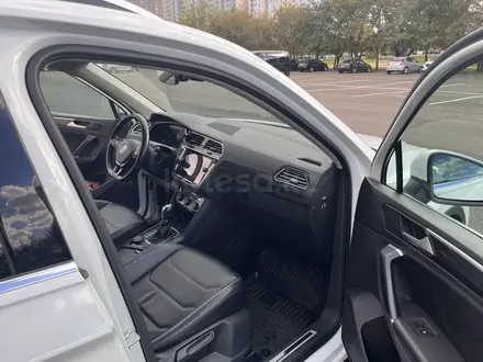 Volkswagen Tiguan 2017 года за 9 900 000 тг. в Астана – фото 7