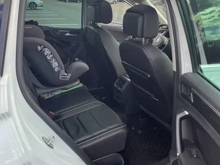 Volkswagen Tiguan 2017 года за 9 900 000 тг. в Астана – фото 9