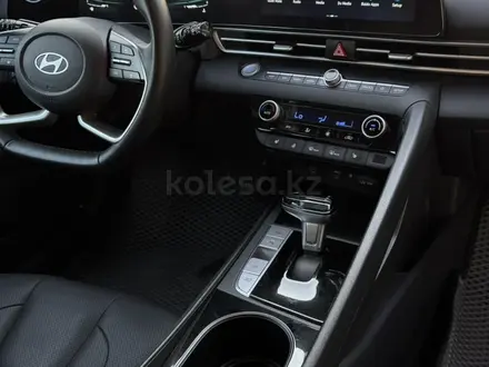 Hyundai Elantra 2024 года за 8 090 000 тг. в Алматы – фото 18