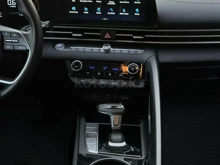 Hyundai Elantra 2024 года за 8 090 000 тг. в Алматы – фото 19