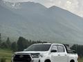Toyota Hilux 2021 года за 17 200 000 тг. в Актау