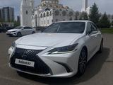 Lexus ES 250 2018 годаүшін21 000 000 тг. в Астана