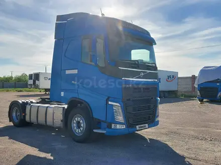 Volvo  FH 2018 года за 25 500 000 тг. в Алматы