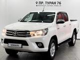 Toyota Hilux 2019 года за 18 650 000 тг. в Астана