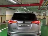 Toyota RAV4 2017 годаүшін13 500 000 тг. в Шымкент – фото 4
