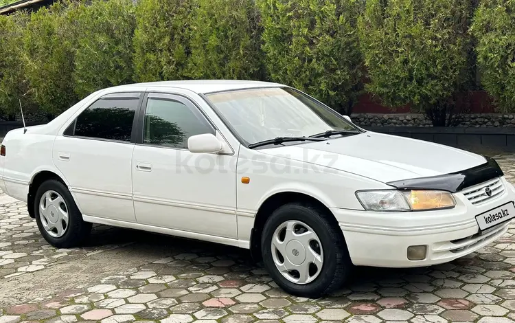 Toyota Camry 1998 годаүшін3 500 000 тг. в Алматы