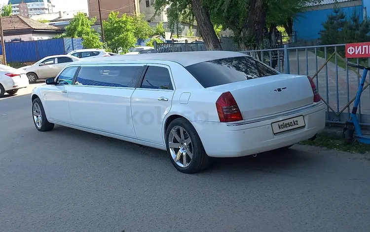 Chrysler 300C 2006 года за 5 000 000 тг. в Семей