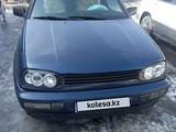 Volkswagen Golf 1995 годаүшін1 600 000 тг. в Алматы