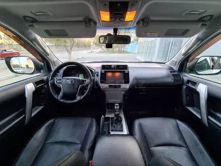 Toyota Land Cruiser Prado 2018 года за 22 600 000 тг. в Атырау – фото 10