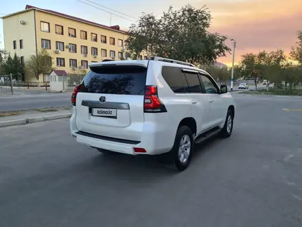Toyota Land Cruiser Prado 2018 года за 22 600 000 тг. в Атырау – фото 13