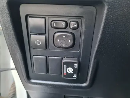 Toyota Land Cruiser Prado 2018 года за 22 600 000 тг. в Атырау – фото 4