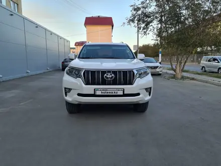 Toyota Land Cruiser Prado 2018 года за 22 600 000 тг. в Атырау – фото 7