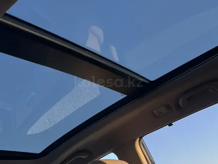 Hyundai Santa Fe 2017 года за 7 000 000 тг. в Актобе – фото 24