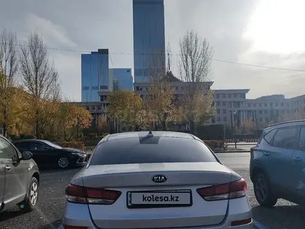 Kia Optima 2018 года за 10 599 999 тг. в Астана – фото 2