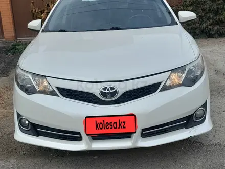 Toyota Camry 2014 года за 6 200 000 тг. в Атырау