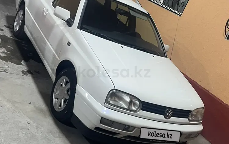 Volkswagen Golf 1994 годаfor2 400 000 тг. в Шымкент