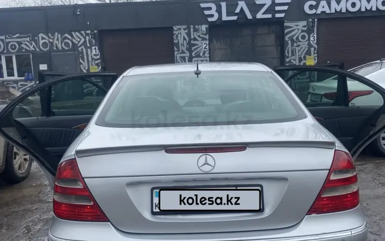 Mercedes-Benz E 320 2002 года за 6 000 000 тг. в Астана