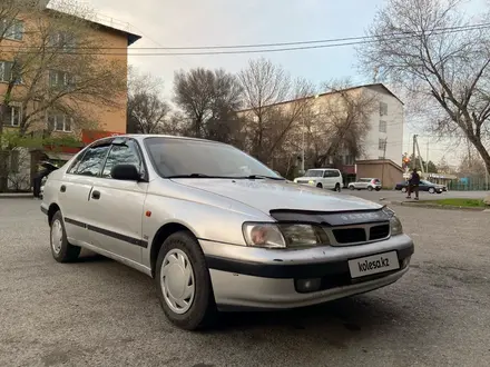 Toyota Carina E 1995 года за 1 750 000 тг. в Талдыкорган – фото 2