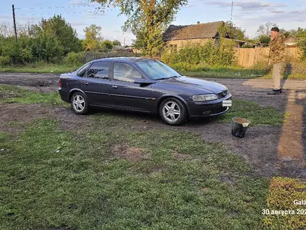 Opel Vectra 1996 года за 1 200 000 тг. в Петропавловск – фото 3