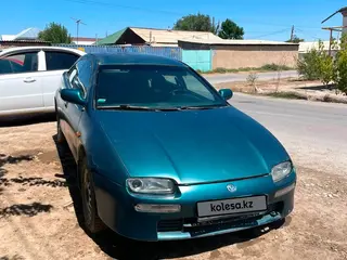 Mazda 323, 1995