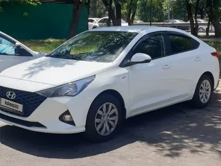 Hyundai Accent 2021 года за 9 000 000 тг. в Алматы