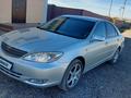 Toyota Camry 2003 года за 4 500 000 тг. в Актобе – фото 4