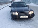 Mercedes-Benz C 200 1994 годаfor1 750 000 тг. в Астана – фото 2