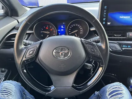 Toyota C-HR 2018 года за 11 900 000 тг. в Усть-Каменогорск – фото 19