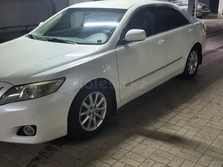 Toyota Camry 2010 года за 7 000 000 тг. в Астана – фото 3