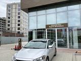 Hyundai Elantra 2018 года за 7 800 000 тг. в Атырау – фото 2