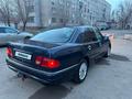 Mercedes-Benz E 200 1997 годаүшін2 300 000 тг. в Караганда – фото 5