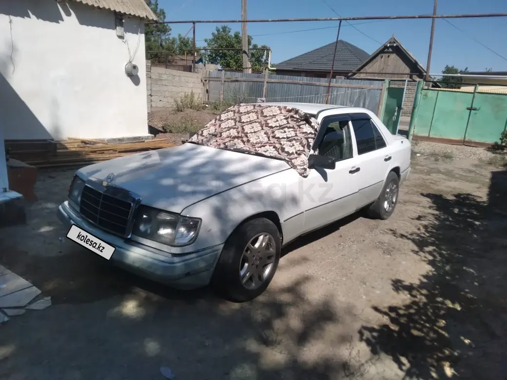 Mercedes-Benz E-Class, 1989