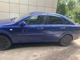 Chevrolet Lacetti 2006 года за 2 700 000 тг. в Петропавловск – фото 2