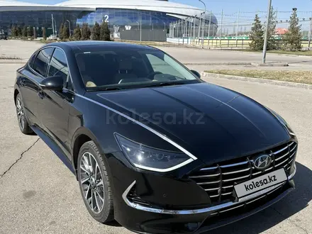 Hyundai Sonata 2020 года за 12 606 219 тг. в Алматы – фото 3