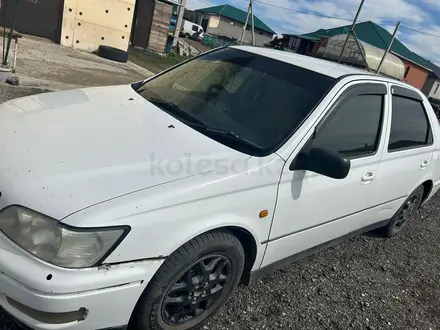 Toyota Vista 1998 года за 1 500 000 тг. в Астана