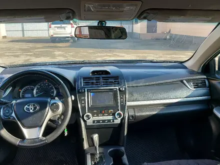 Toyota Camry 2014 года за 5 100 000 тг. в Атырау – фото 4