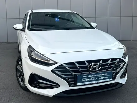 Hyundai i30 2023 года за 12 190 000 тг. в Шымкент