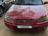 Toyota Camry 1998 годаүшін3 100 000 тг. в Балхаш – фото 2