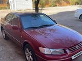 Toyota Camry 1998 годаүшін3 100 000 тг. в Балхаш – фото 5