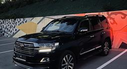 Toyota Land Cruiser 2018 года за 36 700 000 тг. в Алматы – фото 2