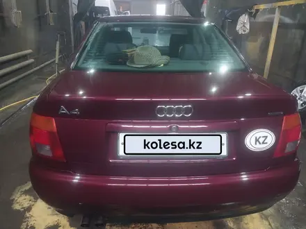 Audi A4 1995 года за 2 700 000 тг. в Караганда – фото 3