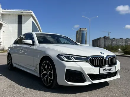 BMW 530 2022 года за 29 000 000 тг. в Астана
