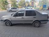 Volkswagen Vento 1992 годаfor1 000 000 тг. в Туркестан – фото 3