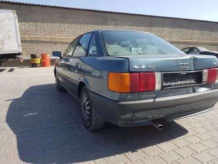 Audi 80 1990 года за 750 000 тг. в Атырау – фото 2