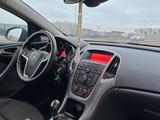 Opel Astra 2015 года за 6 700 000 тг. в Астана – фото 4