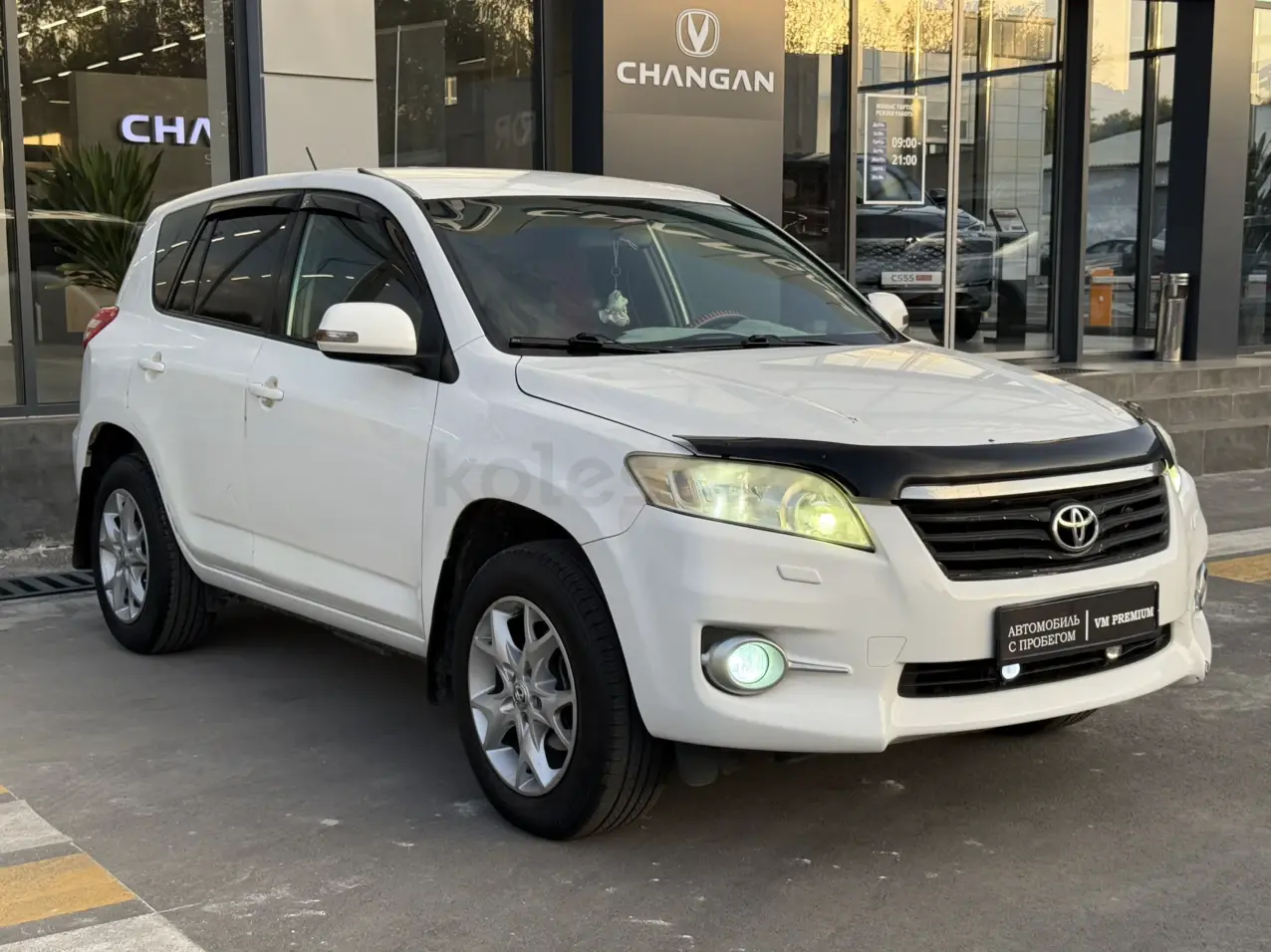 Toyota RAV4, 2010